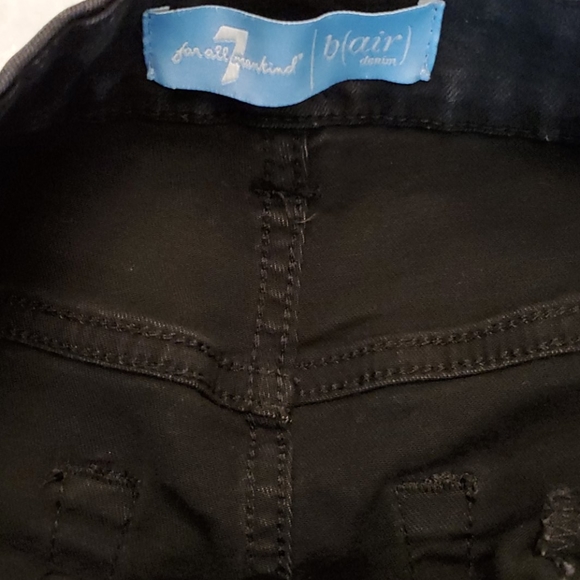 Jeans - Picture 3 of 4